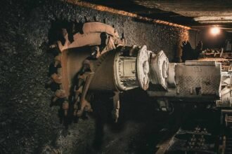 How Do Advanced Chute Systems In Mining Improve Ore Flow Efficiency on expositiontimes