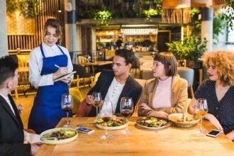 Which Strategies Make Franchise Restaurants Thrive In Competitive Markets on expositiontimes